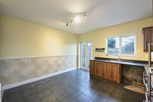 Photo 19- click for photo gallery